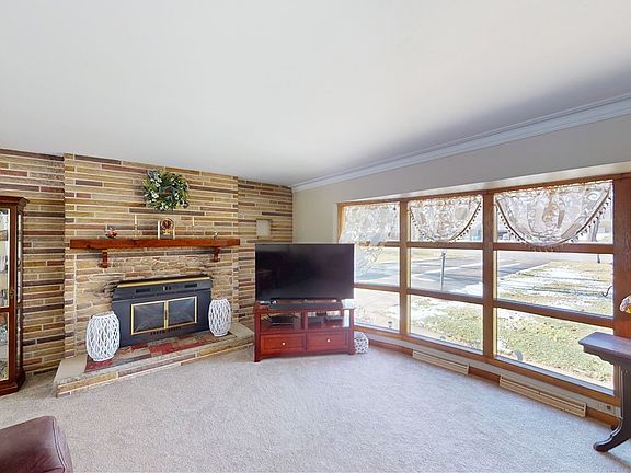 4th image of 239 Dunbar Rd