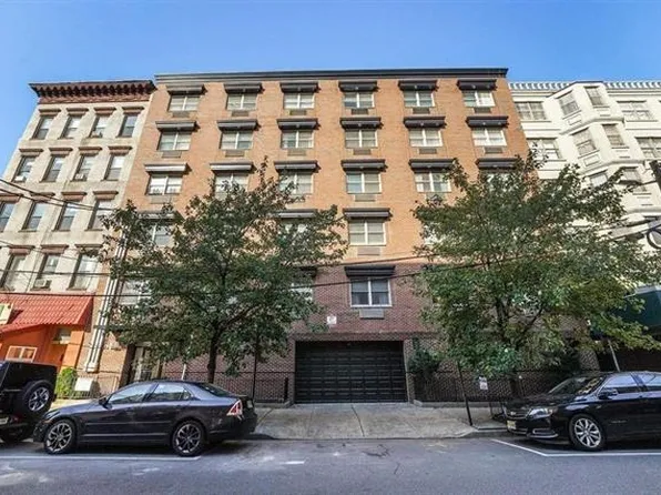 204 Grand Street image 1 of 19