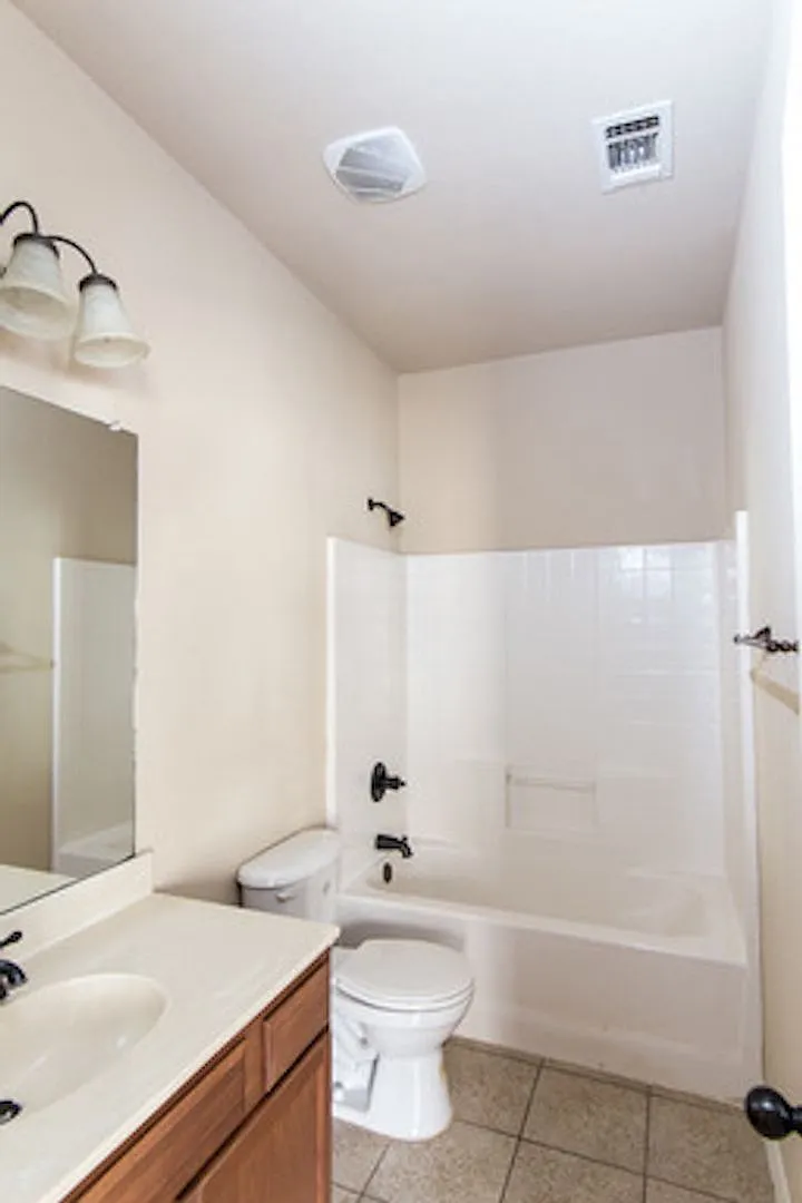 1407 Piedmont Drive — Photo 4