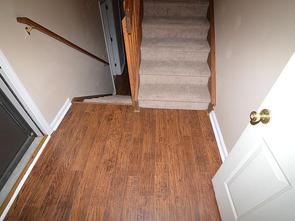 4th image of 2536 Knightsbridge Ln