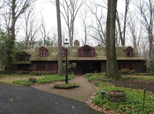 29 Warwick Rd, Lititz, PA 17543