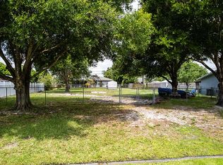 168 NW Friar St, Port Saint Lucie, FL 34983