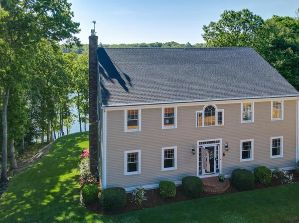 4 Sheldon Lane, Forestdale, MA 02644
