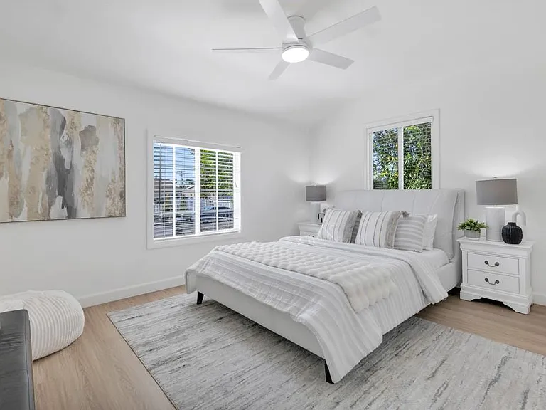 17733 Los Alimos St — Photo 11
