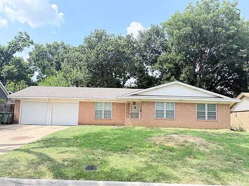 1207 Cherokee St Photo 1