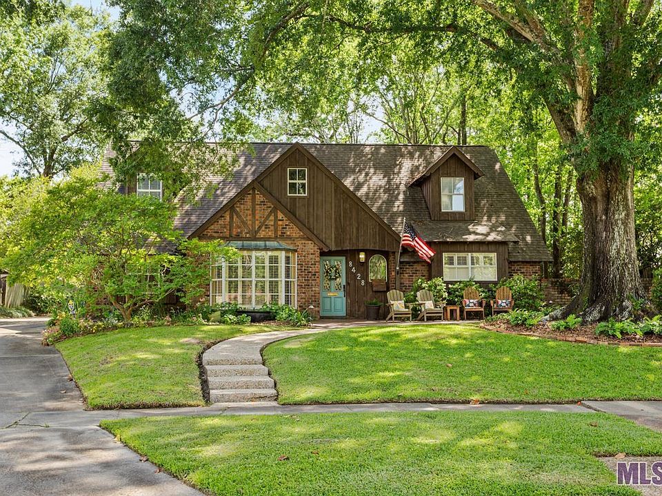 1st image of 8428 Scarlett Dr