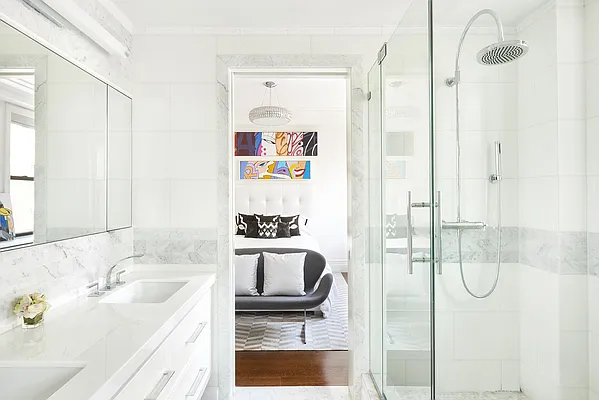 Sold by Warburg | media 23