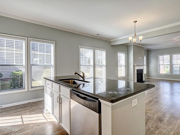 4th image of 508 Green Heron Dr