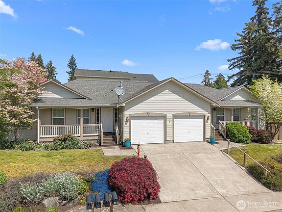 3rd image of 312 G Street SW #A
