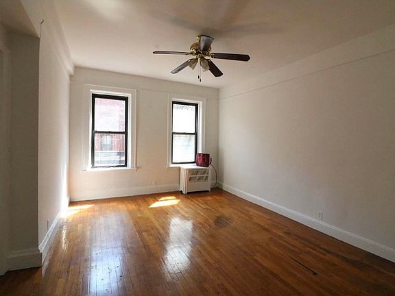 5th image of 750 10th Ave #1D
