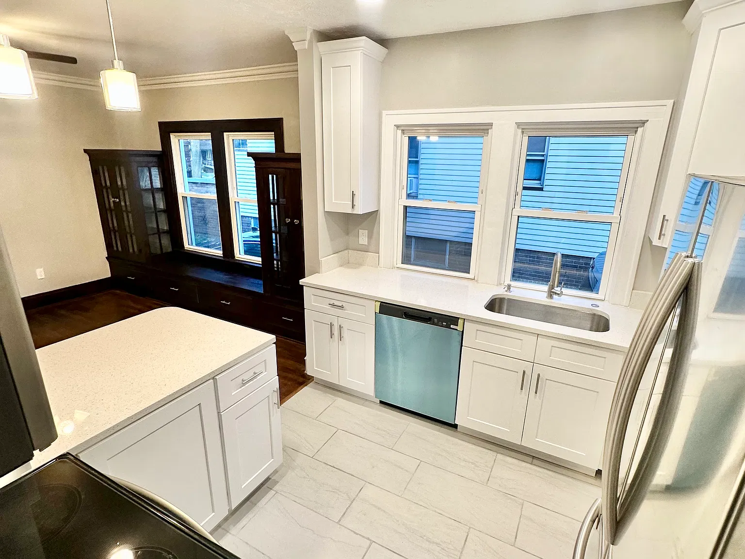3 bed, 1133 sqft, $1,230 — Photo 2