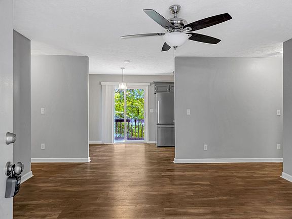 4th image of 135 Bagsby Hill Ln