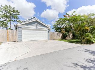 1420 Amaryllis Ln, West Palm Beach, FL 33415