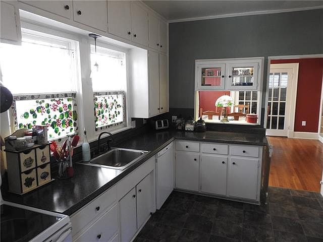 2nd image of 311 NW 4th Ave