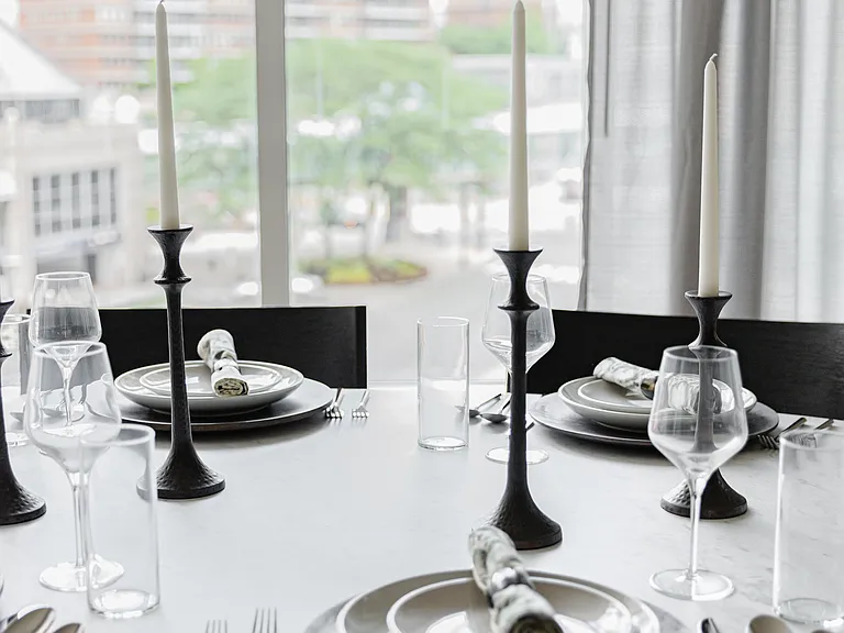 The Colonnade Residences — Photo 43