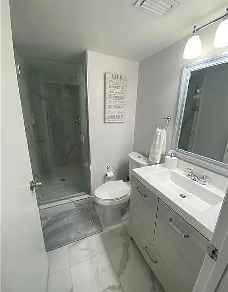 9370 SW 8th St #308 — Photo 8
