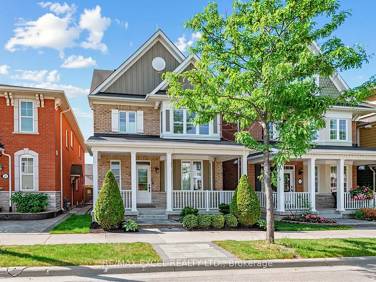 25 Demott Ave — Photo 1