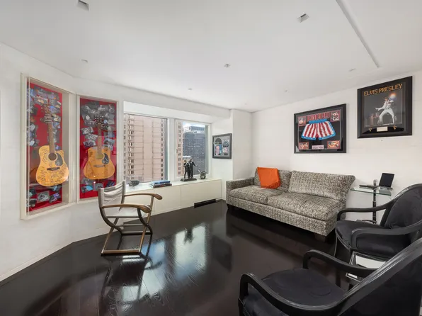 150 West 56th Street image 15 of 23