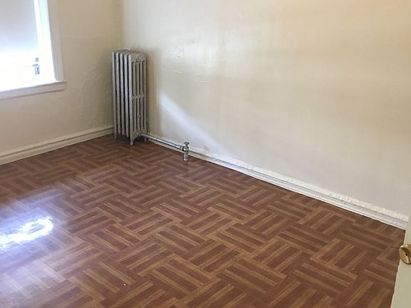 5th image of 1275 Lafayette Ave APT 2F