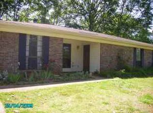 713 Herndon St, Opelika, AL 36801