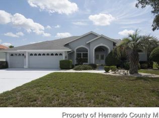 9305 Southern Belle Dr, Weeki Wachee, FL 34613