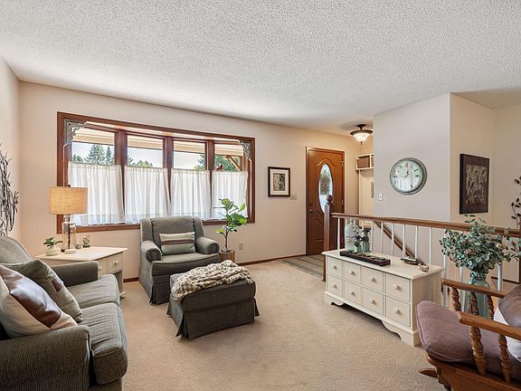 5th image of 430 Cindy Ln