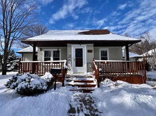 609 Arnold Ave N, Thief River Falls, MN 56701