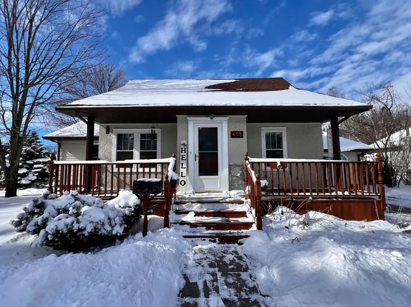 609 Arnold Ave N, Thief River Falls, MN 56701