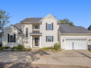 10960 Long Point Dr, Plainwell, MI 49080