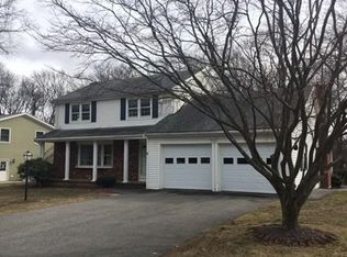 2 Angela Cir, Burlington, MA 01803
