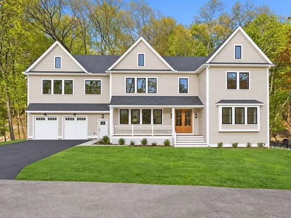 8 Priscilla Ln, Winchester, MA 01890