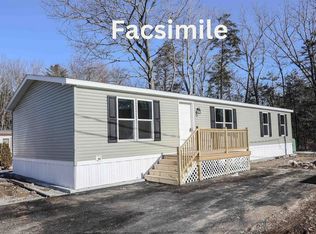 38 Spruce Rd, Danville, NH 03819