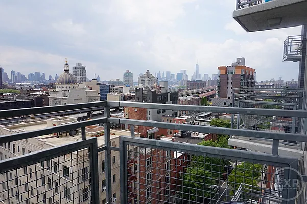 Rented by EXR | media 2