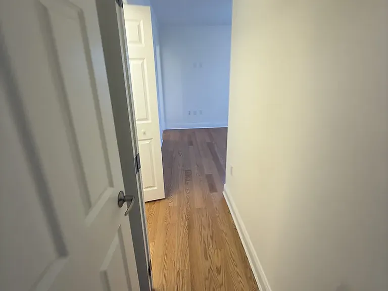 302 Paine Ct — Photo 1