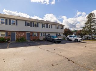 8 Crestview Dr APT 38, Spencer, MA 01562