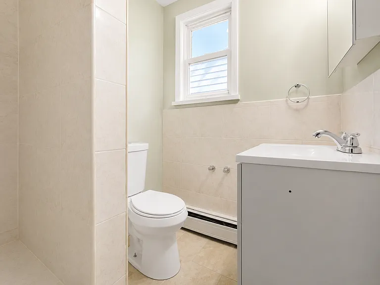 406 S 15th St #2 — Photo 3
