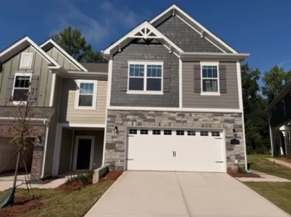 3121 Lilac Grove Dr, Charlotte, NC 28269