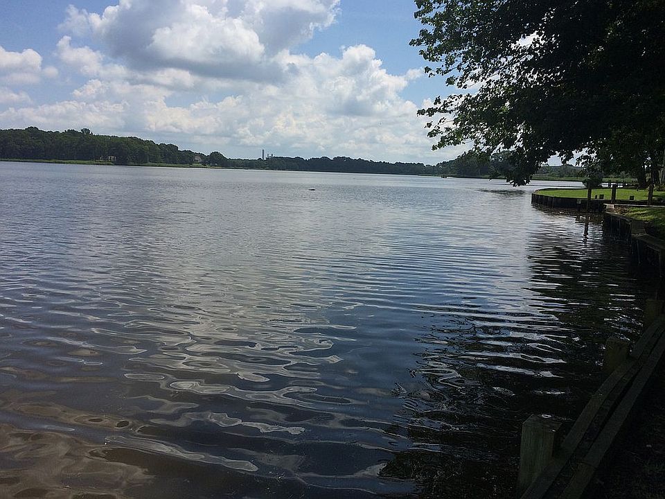 2nd image of 237 River