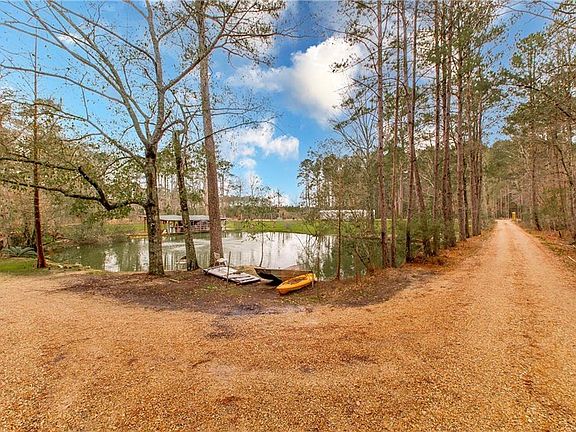 4th image of 32071 Horseshoe Rd N