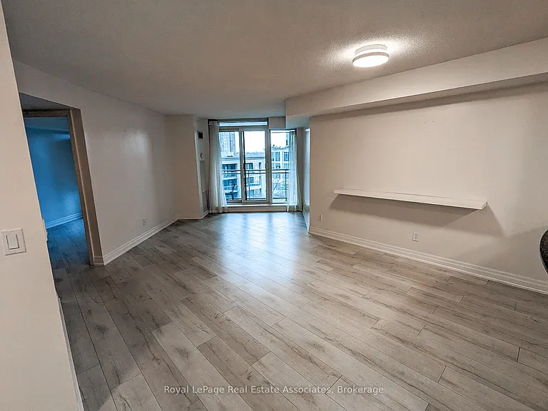 2121 Lake Shore Blvd W #509 — Photo 7