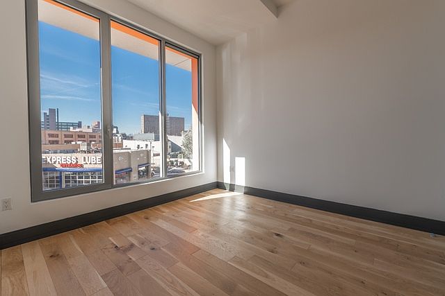 1st image of 10 Montieth St APT 460