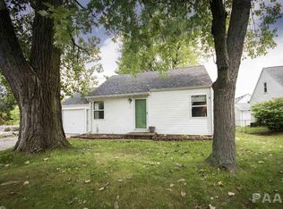 611 Monroe St, Washington, IL 61571