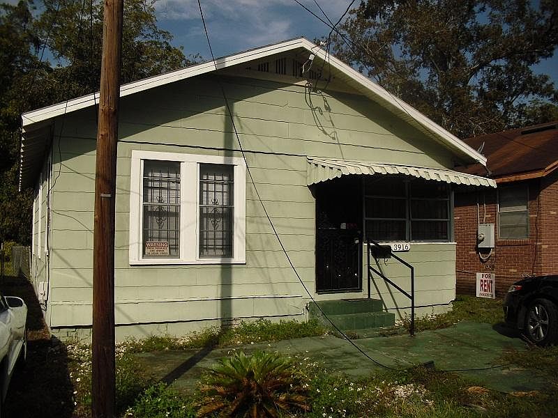 1st image of 3916 N Davis St