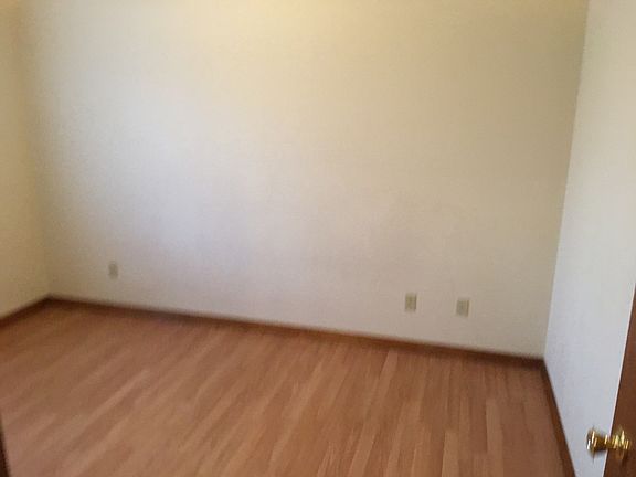3rd image of 445 Harrison Ln