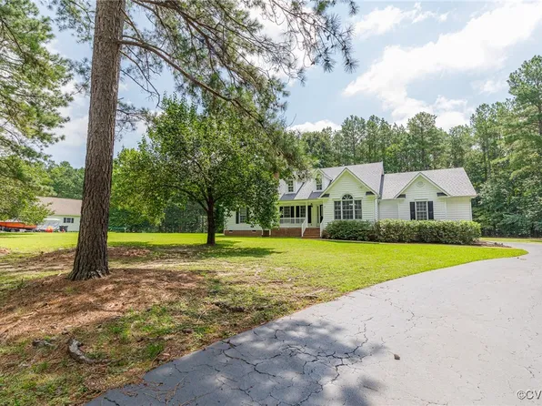3009 Wilderness Dr, Sutherland, VA 23885
