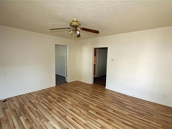 4th image of 409 McKinley Ave