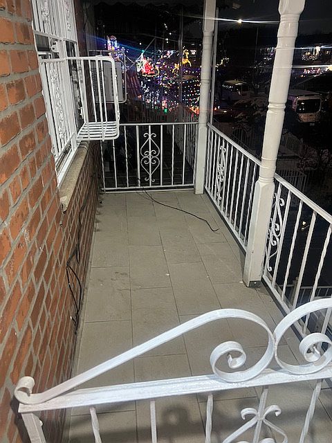 1st image of 2554 77th St #2