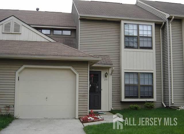 1st image of 23 Heyward Ct