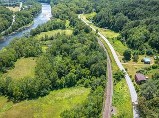 3158 Old River Rd, White River Junction, VT 05001