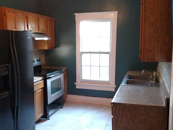 3rd image of 1229 N 2nd St #A